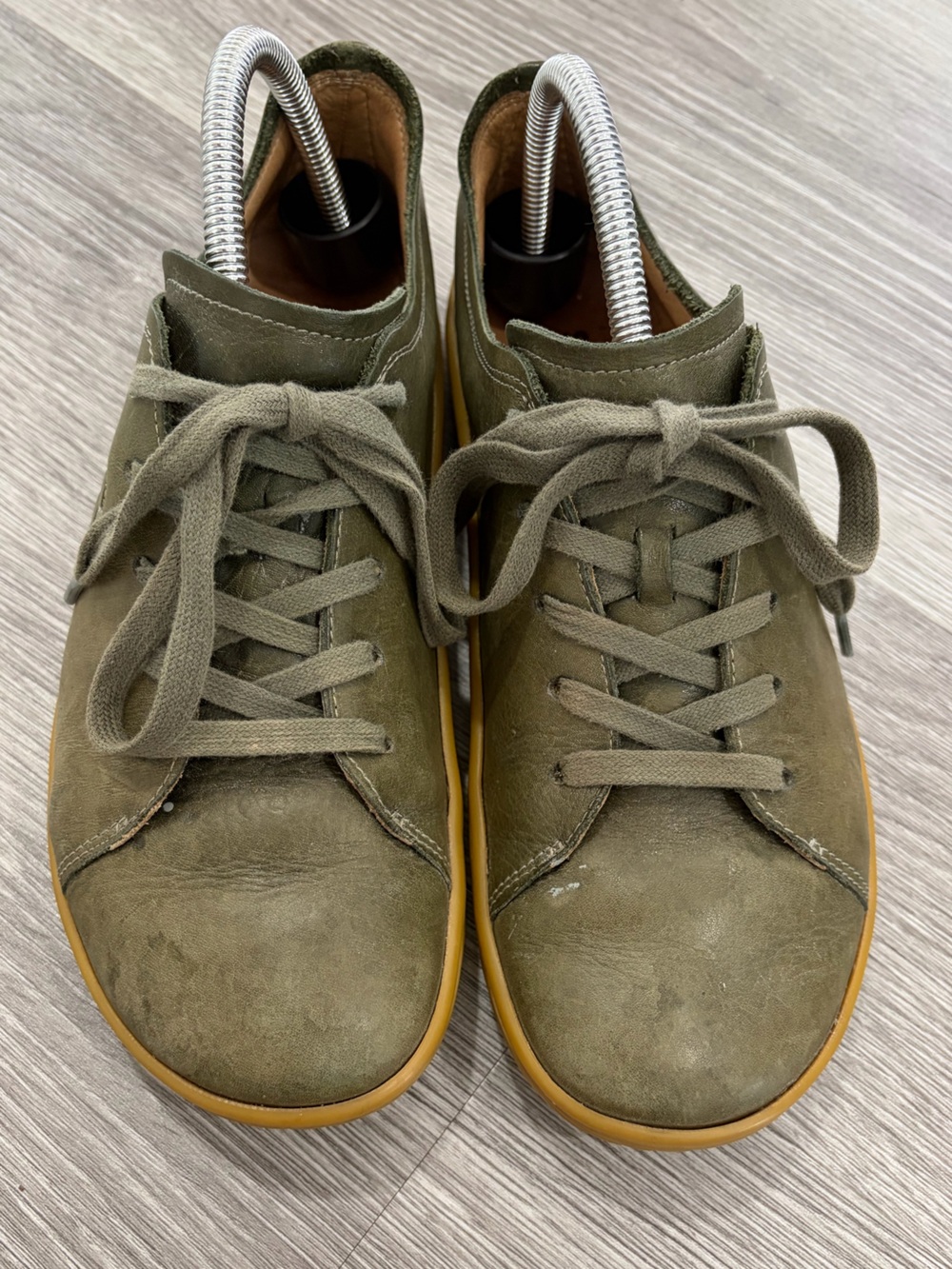 Vivo Barefoot Size EUR40 Olive Low-Top Sneakers